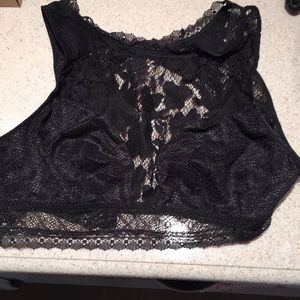 NWT L Victoria’s Secret high neck lace bralette